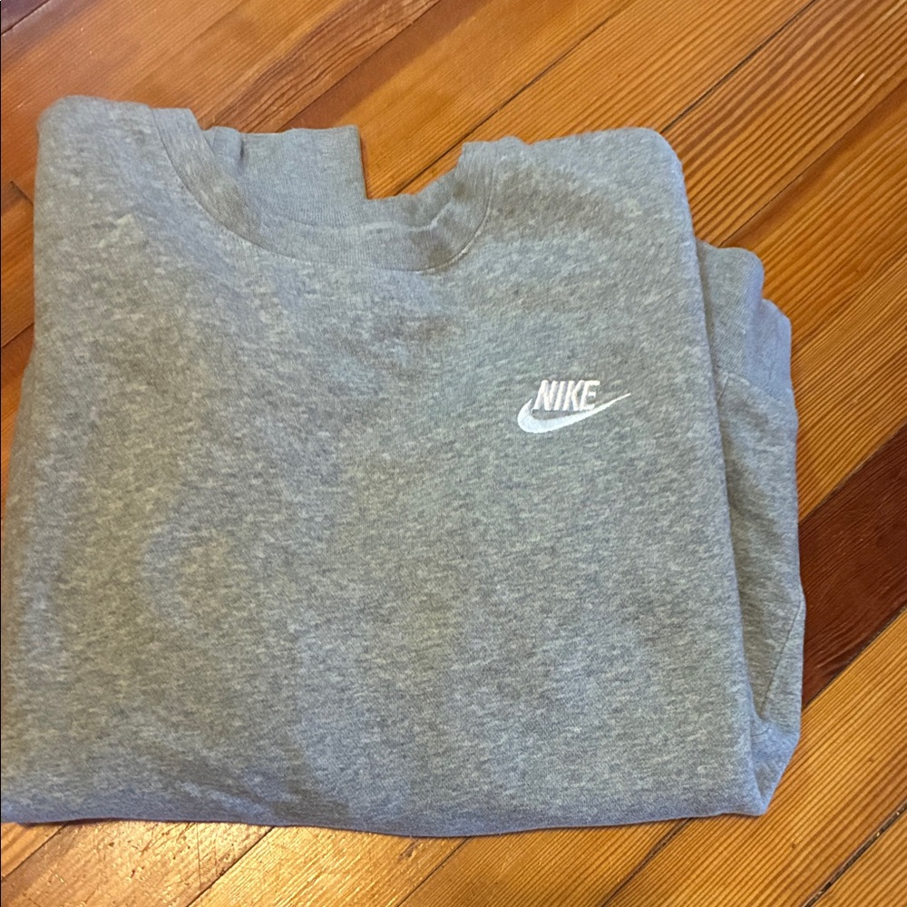 Nike crew neck sweat shirt